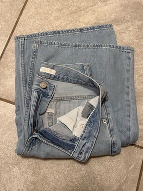 Uniqlo Light Wash flare Blue Jeans
